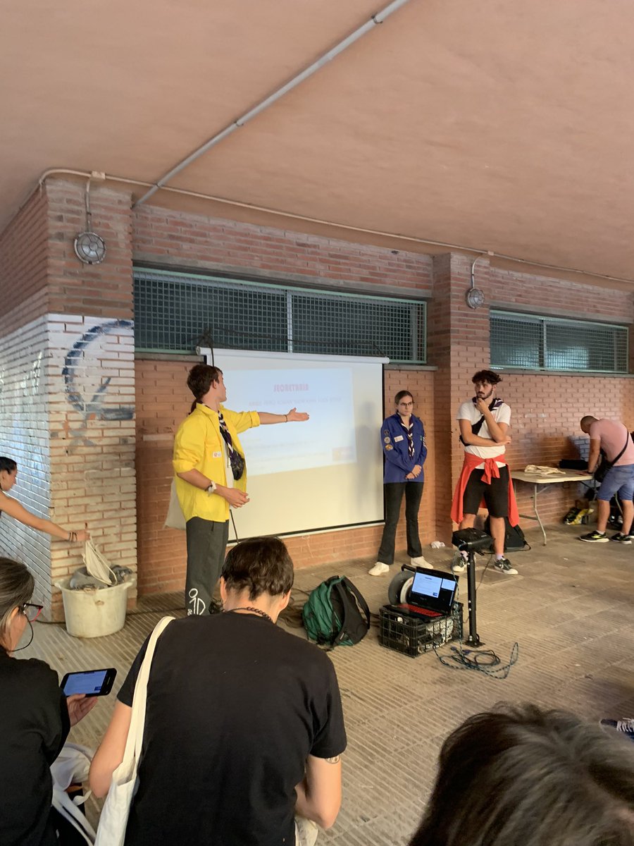 primer dia!!! anem a tope aquest any 😎😎😎😎😎