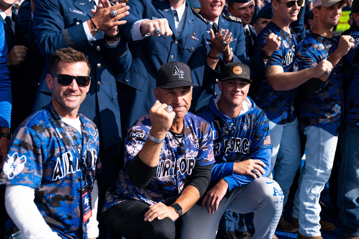 AF_Baseball's tweet photo. A great day to show off the bling.

#AmericasTeam🇺🇸 I #SinkNavy https://t.co/nZaAjQbre5