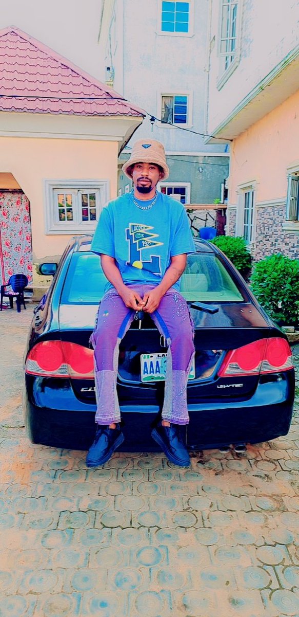 ese_elevate's tweet photo. Happy independence day naija https://t.co/uzeFqA23YL