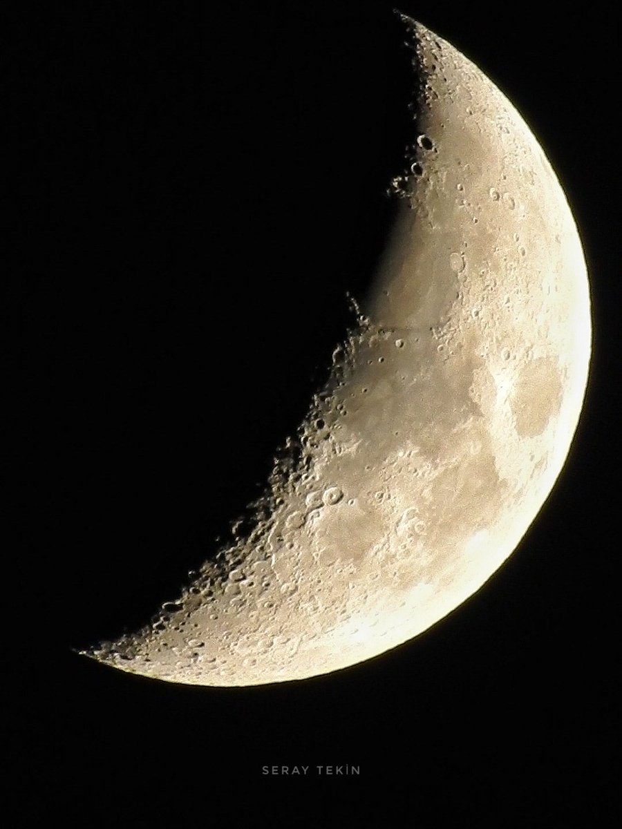 %35.7 Aydınlanmış Ay'ımız 🌙💜
Ay'a bakmayı unutmayın 🤩
#ObserveTheMoon