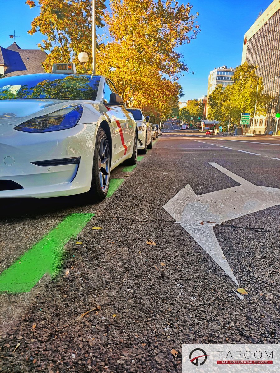 davidsanabres's tweet photo. Bienvenido Octubre !

La excelencia se consigue ,si la perfección se trabaja @EsTapcom  

#tapcomtelleva
#taxi
#octubre
#madrid
#work
#saturday
#octubre https://t.co/u9UUQQeTPt