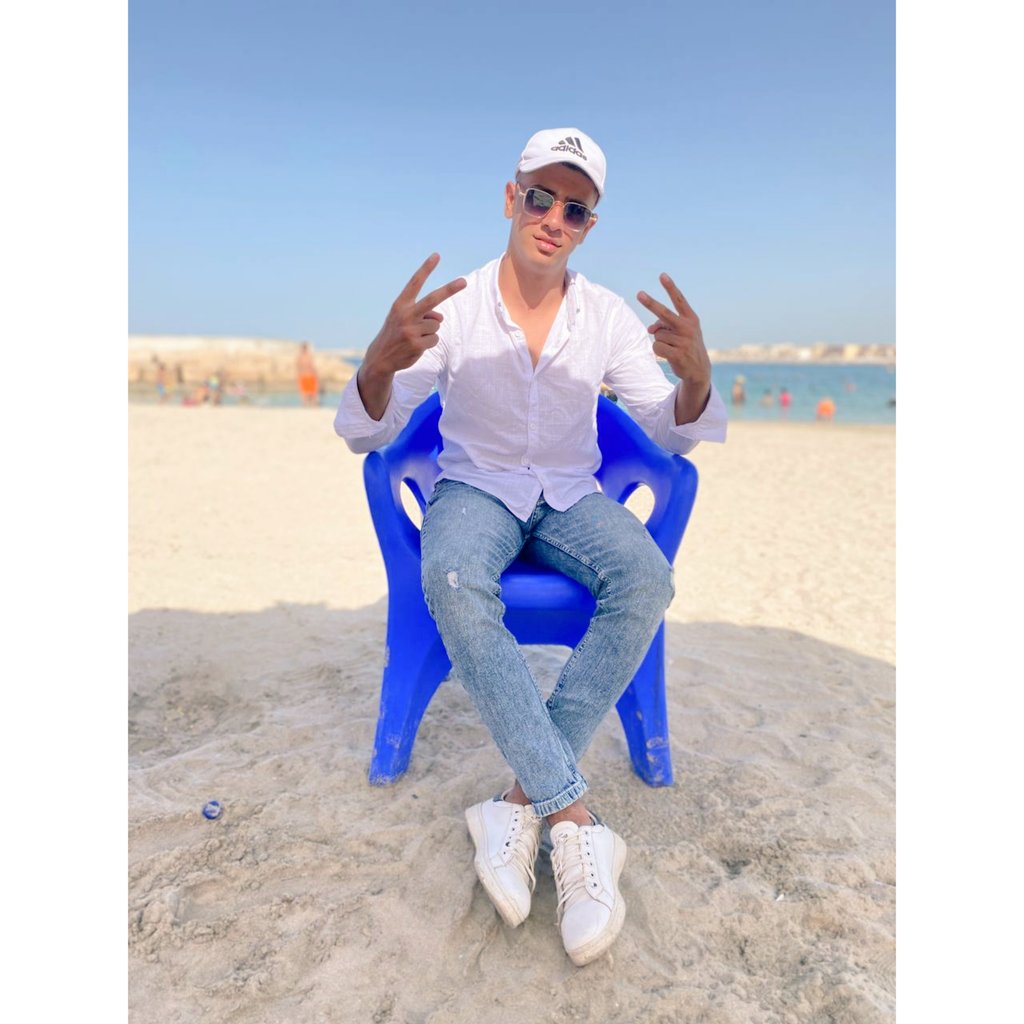 Elking. ⚔️🥂 tweet media