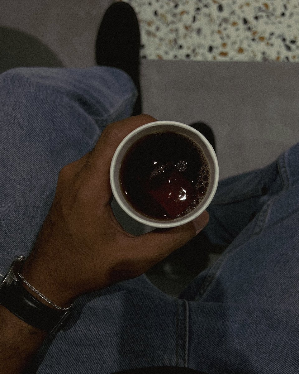 hmdiiiz's tweet photo. #يوم_القهوة_العالمي ☕️🧊 https://t.co/h5Et55RJUW