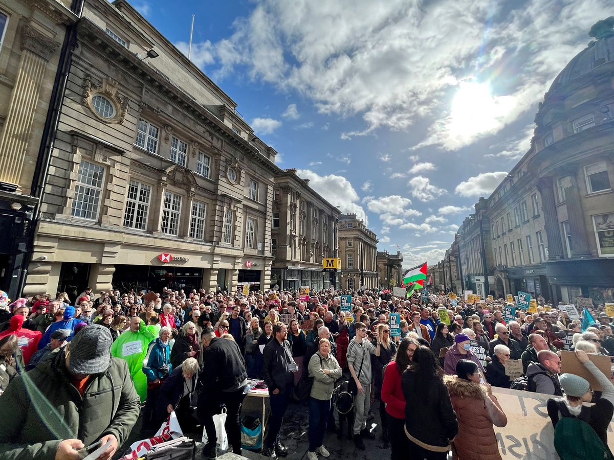 Over 100,000 people in over 50 towns and cities protesting against the direction our country’s going in.

Workers are sick to death of having their living standards hammered so that politicians and billionaires can have it better and better.

Join <a href="/eiecampaign/">Enough is Enough</a> and stand up: