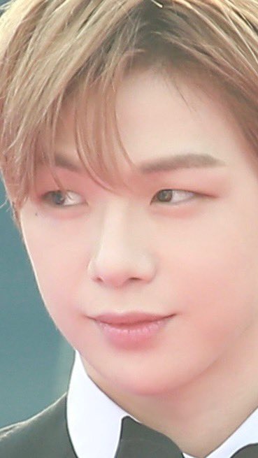 _Angie_62's tweet photo. Congrats to #KangDaniel
& #KonnectEnt.
Daniel, u must be happy w the award.
Looking dashing in yr suit as always
To a #beautiful you ❤️ Daniel https://t.co/Z6g2J12YMX