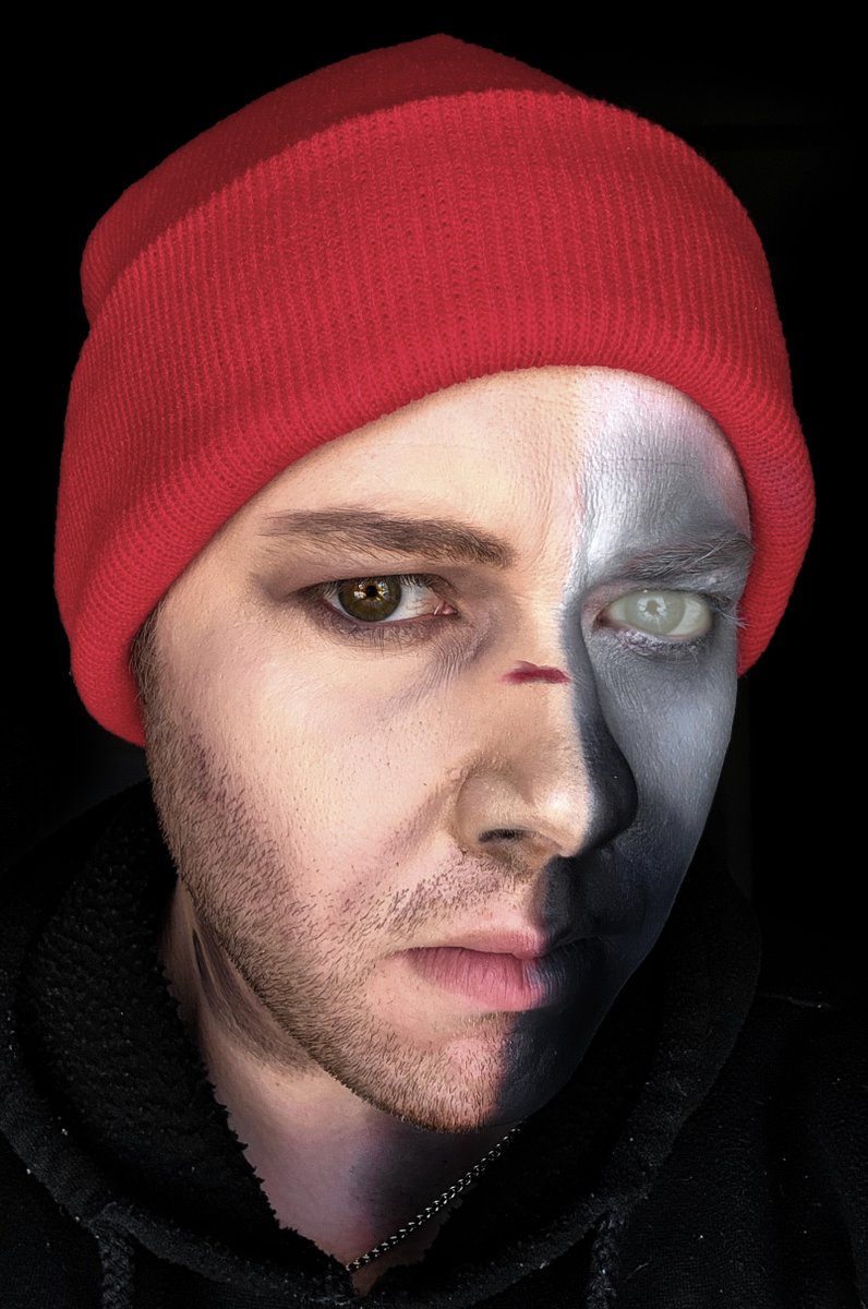 clexxors's tweet photo. Morph Inspiration
"He goes by Nico. He told me I'm a copy"
"I'll morph to someone else. I'm just a ghost"
"Defense mechanism mode"
#twentyonepilots #cliqueart @twentyonepilots #makeupfun @tylerrjoseph
Just thinking if morphing to someone else is becoming something that you fear. https://t.co/L2DdHws1Rg