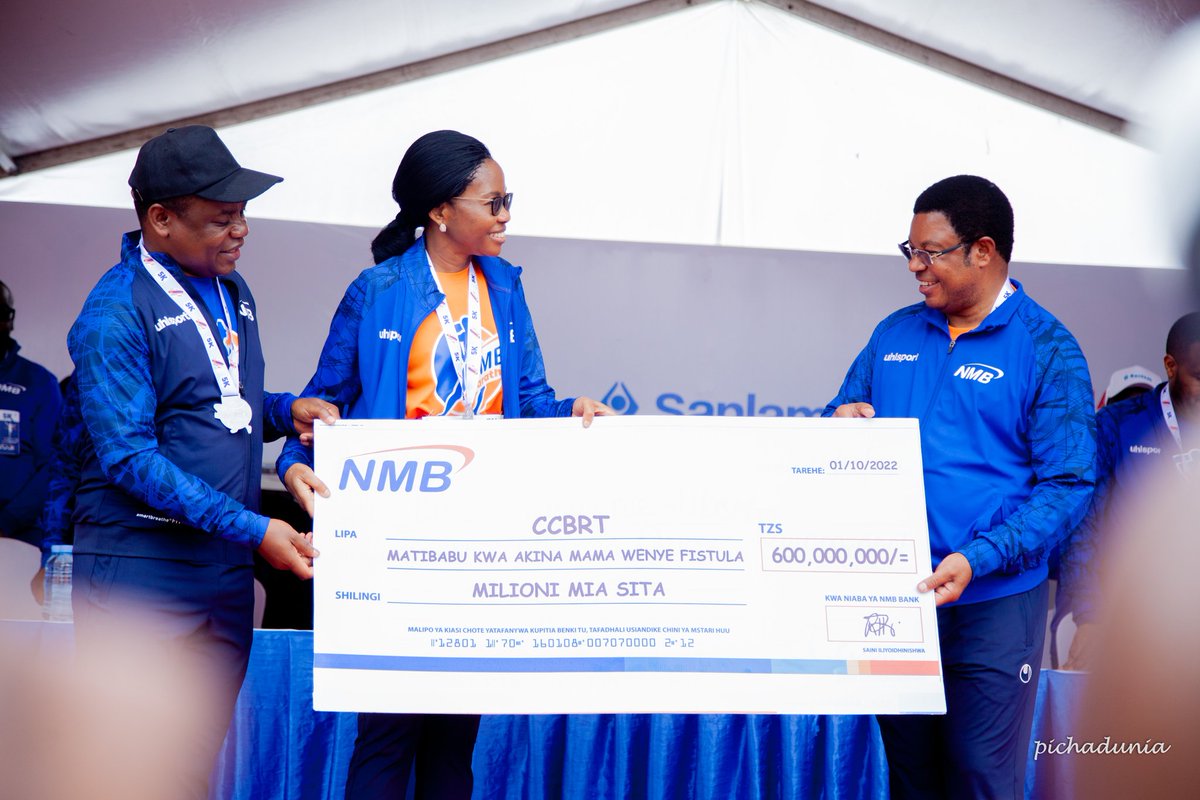 said_pichadunia's tweet photo. NMB Marathon 2022 imekusanya Shilingi milioni 600 zinazoenda kusaidia matibabu ya kina mama wanaosumbuliwa na tatizo la Fistula katika hospitali ya CCBRT. Kiasi hiki kinakamilisha lengo la kukusanya shilingi bilioni moja kwa kipindi cha miaka miwili.
📸 @pichadunia #NMBMarathon https://t.co/c51oKBe023