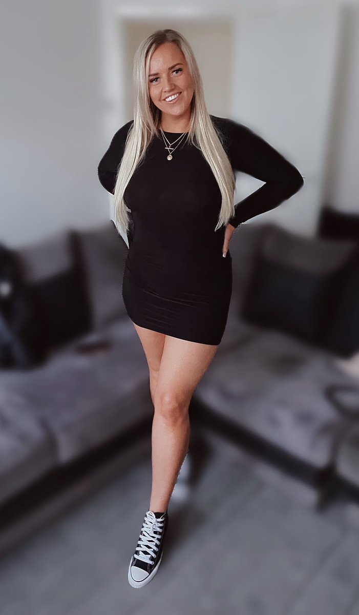 yer_bra's tweet photo. Out out 💃😘 https://t.co/Py1fBnDtgX