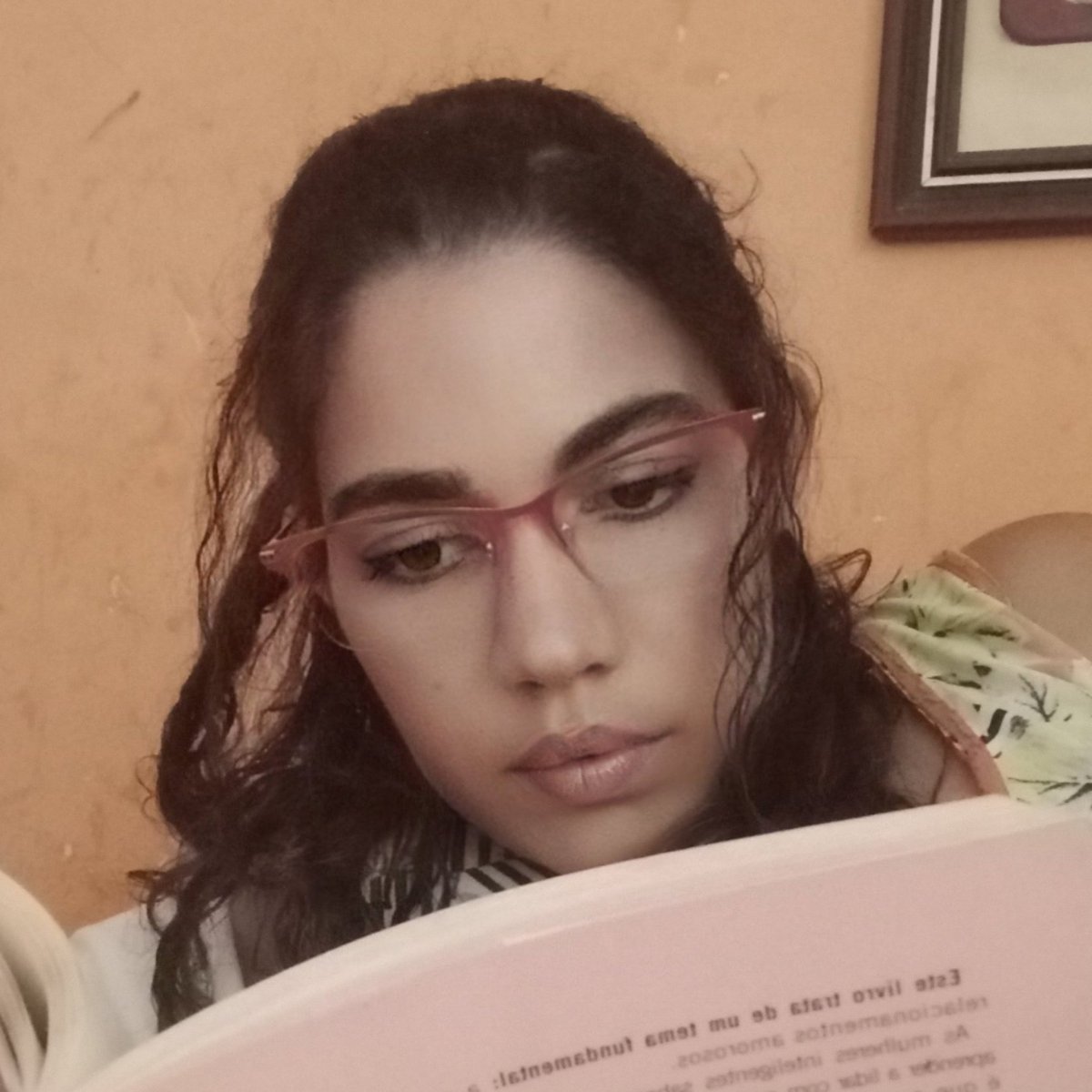 AndreaGracy's tweet photo. #NewProfilePic https://t.co/Z76g6W2FFt