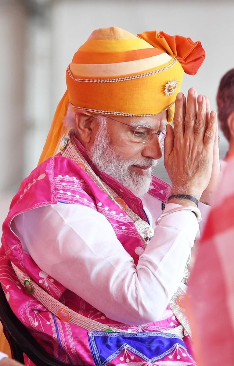 ShivaGopalMish1's tweet photo. AIRF के महामंत्री शिवगोपाल मिश्रा ने बताया कि बोनस की फाइल प्रधानमंत्री ने मंगाया, और 78 दिन का बोनस मंजूर किया, इस मामले में बोर्ड ने आदेश भी जारी कर दिया ! कल ही महामंत्री ने सरकार को पत्र लिखा था, श्री मिश्रा ने PM, MR और CRB को धन्यवाद कहा है !
@PMOIndia @AshwiniVaishnaw https://t.co/n8UWPSDUxW