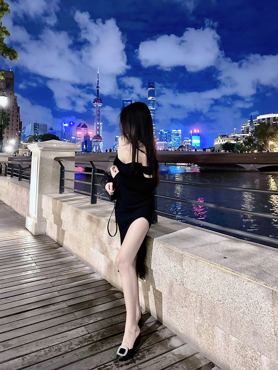 queenofhe's tweet photo. 国庆节都干嘛啦 🤳🏻 https://t.co/x2ahIspk2J