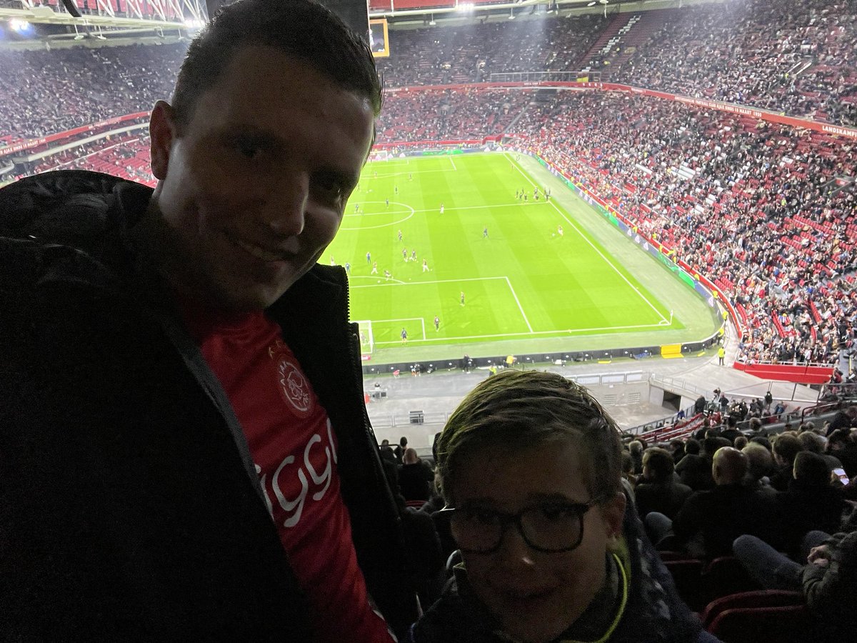 JeroendeKunder's tweet photo. @AjaxFancare #ajaxdebuut voor deze topper Thijn!! https://t.co/YWPpTNZBJb