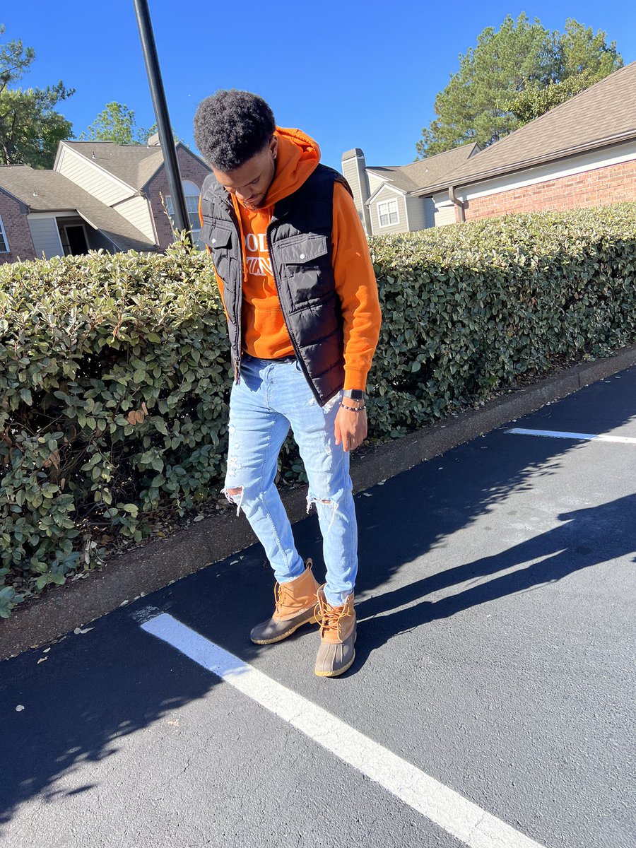 JiggyBadmon's tweet image. If you think that you the only Ten I see , I guess yeen never been to MEMPHIS 🤣🤷🏾‍♂️