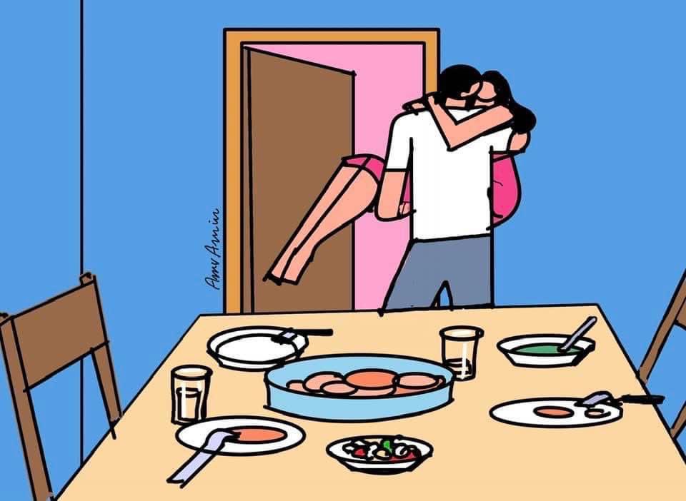 مش هنلم الاكل
— لميني انا الاول