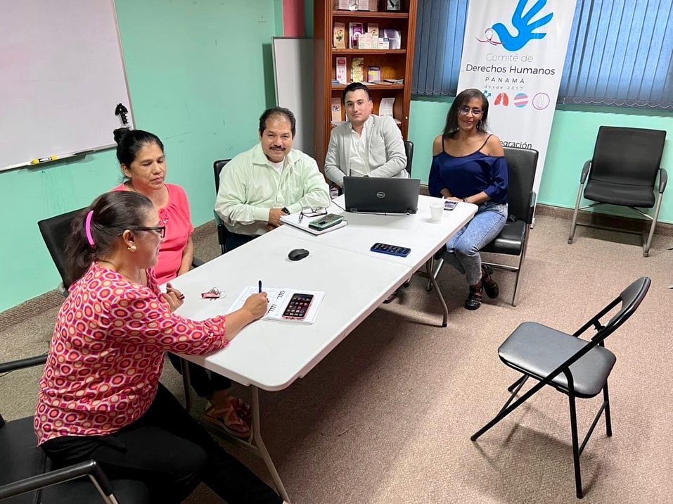 Asociación Viviendo Positivamente tweet media