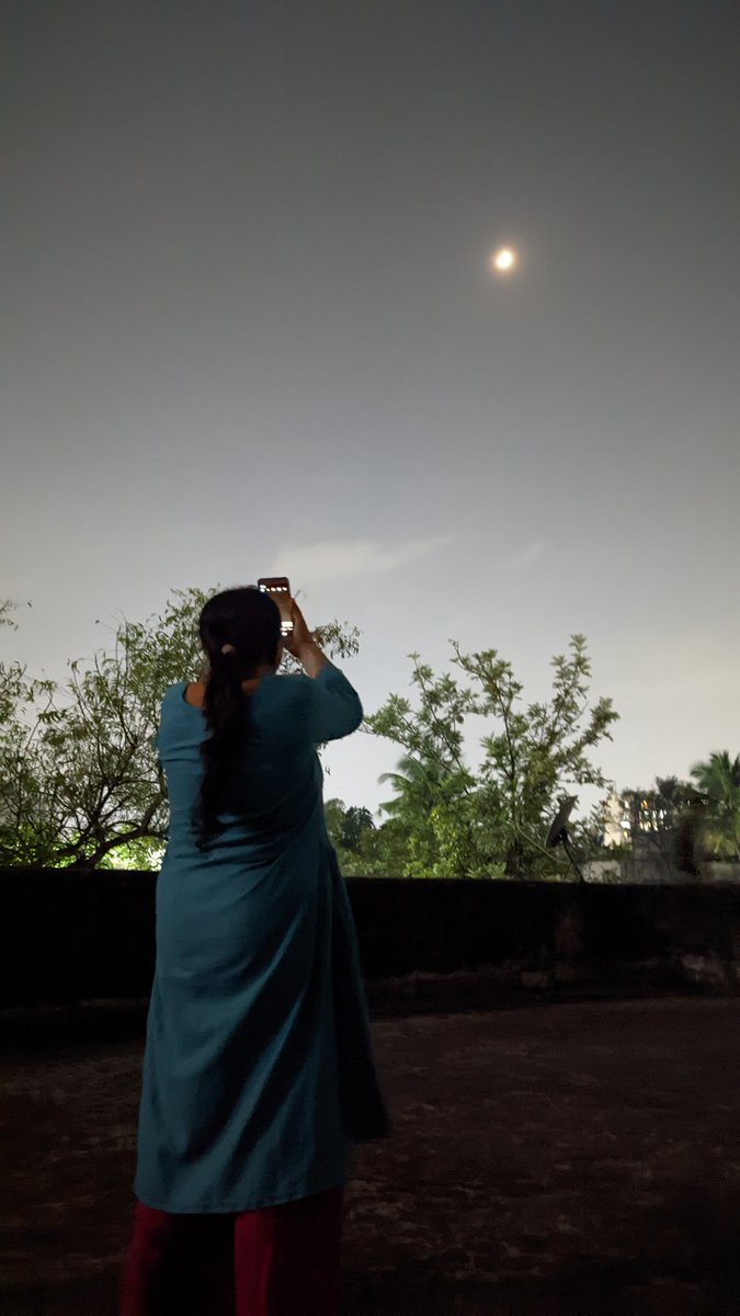 Sonal_coffee's tweet photo. Celebrating the Moon with everyone around the globe
@IUCAAScipop @NASAMoon @ScienceActivity
#ObserveTheMoon
#InOMN2022 https://t.co/JZhFvsVBWa