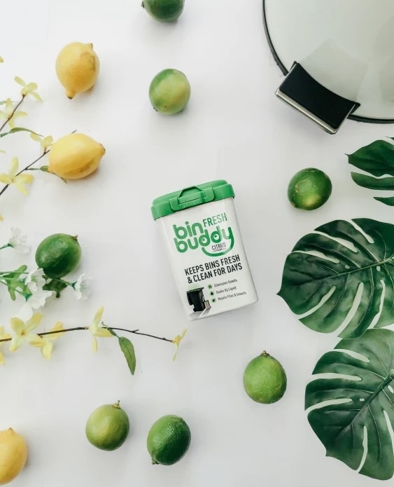 Keep your bins smelling fresh with Bin Buddy powders. Simply sprinkle in your bin every few days to keep nasty odours at bay and reduce bin bag wastage as you'll only need to empty it when it's full!

#NewBinBuddy #Coconut #BinClean #CleaningEssentials #LoveBB #Cleaning