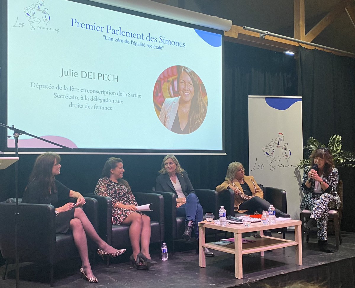 Premier Parlement des  <a href="/LesSimones_/">Les Simones</a> avec <a href="/YaelBRAUNPIVET/">Yaël Braun-Pivet</a>, présidente de l’<a href="/AssembleeNat/">Assemblée nationale</a>.

Merci à <a href="/sandrinejossoan/">Sandrine JOSSO</a>, co-fondatrice des Simones, pour ton invitation 

« L’an zéro de l’égalité sociétale » 🚻

Des moments d’échanges riches et bienveillants sur un sujet important 👏