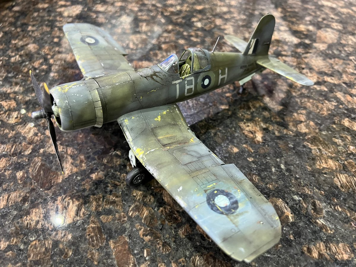 Strangelyhappy's tweet photo. Couldn't wait..thank you so much Simon @RedFiveModels 👏👏👏
The detail on this FAA Corsair, stunning,simply stunning. 😎
Junior who is in Uni RN also heavily approves.
After #Shitoff,#WingOff I think!
@WeHaveWaysPod #WeHaveWays https://t.co/p8lamgCmAX