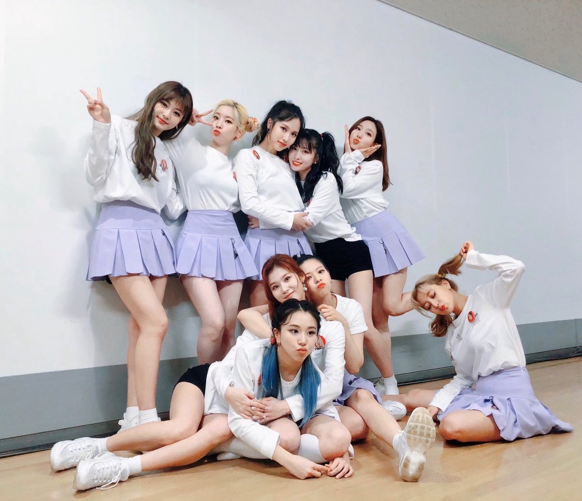 mnmisanayeon's tweet photo. ✨💫 https://t.co/b5Mz1wTfoK