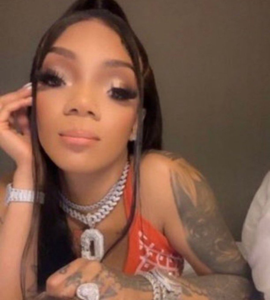 Barb On Twitter GloTheofficial Nah Sis Go Back To Sleep Now Https barb-on-twitter-glotheofficial-nah-sis-go-back-to-sleep-now-https