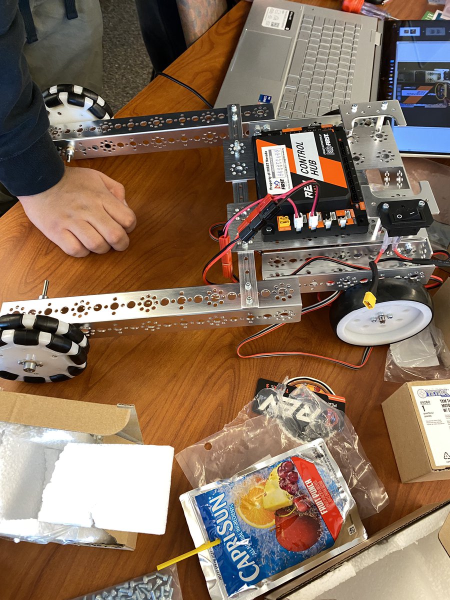 deeperknowing's tweet photo. Coming along nicely @FTCTeams @BishopManogue48 fueled by #caprisun @firstnevada https://t.co/WyEGFPn4dN