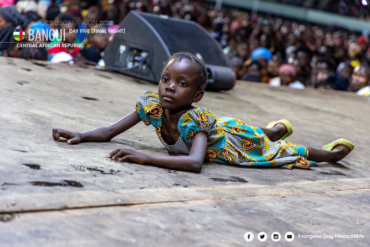 EvangelistDag's tweet photo. The heart  cry  of  Jesus Christ is harvesting the fields.  Jesus did not leave His throne for nothing! 

Thank God He came and thank God for great harvests in CAR. Mighty miracles indeed! Bangui will never be the same again! Enjoy the highlights of the final night. https://t.co/fulJQUxD4L