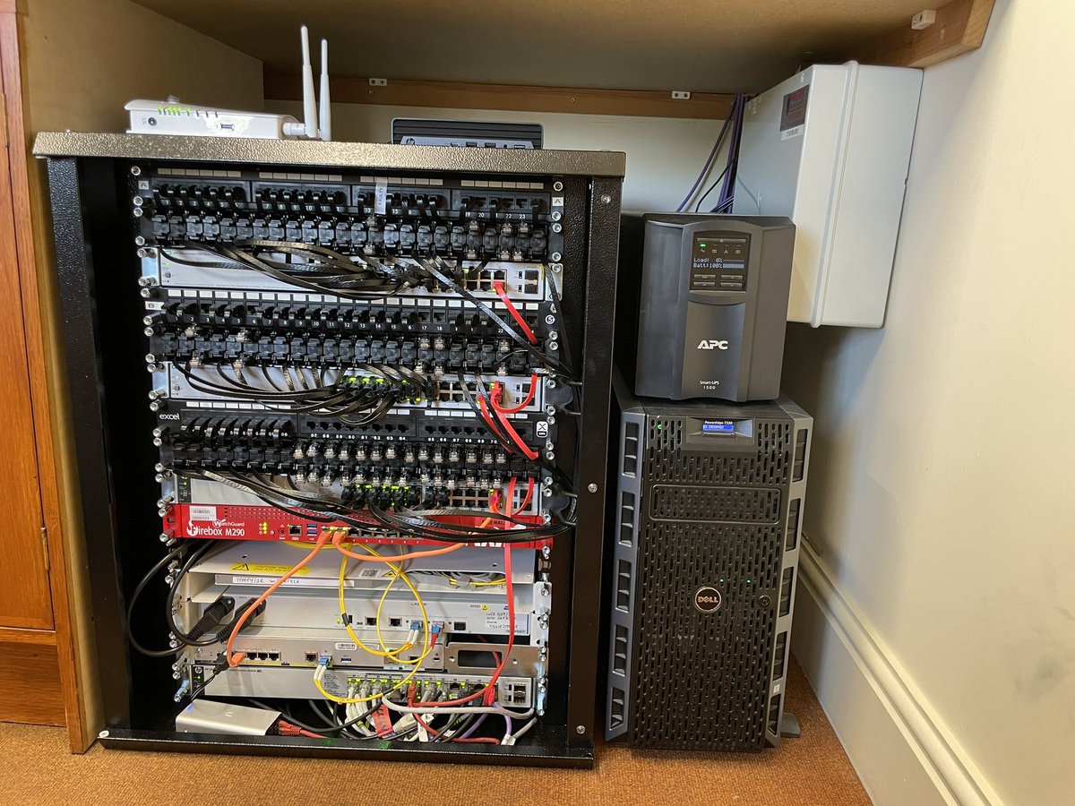 ian_r_walton's tweet image. A nice Saturday job as we were asked to tidy up some rather messy cabling. 
A before and after shot and our first time using @PATCHBOXCabling 
What an amazing cabling system it is.