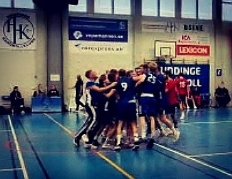 Tediisch's tweet photo. Seriepremiär, Pool spel,
7 matcher, minst 9p ska in.
HHK-Lidingö ✔️ https://t.co/Zlo4vqldsK
