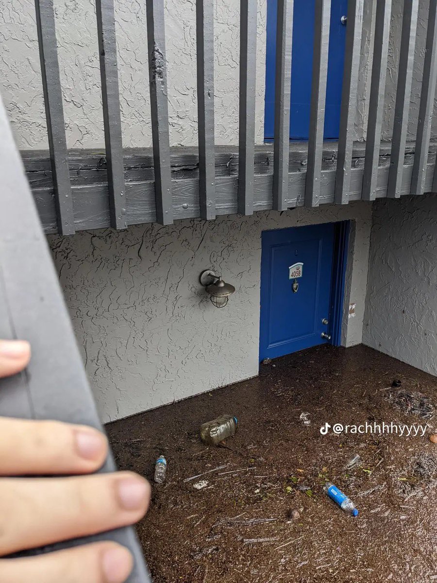 megnturner_'s tweet photo. @UCF @UCF @FLBOG what does this say about UCF? this is literally less than a mile from the main entrance of campus. https://t.co/7alQiMsTpo