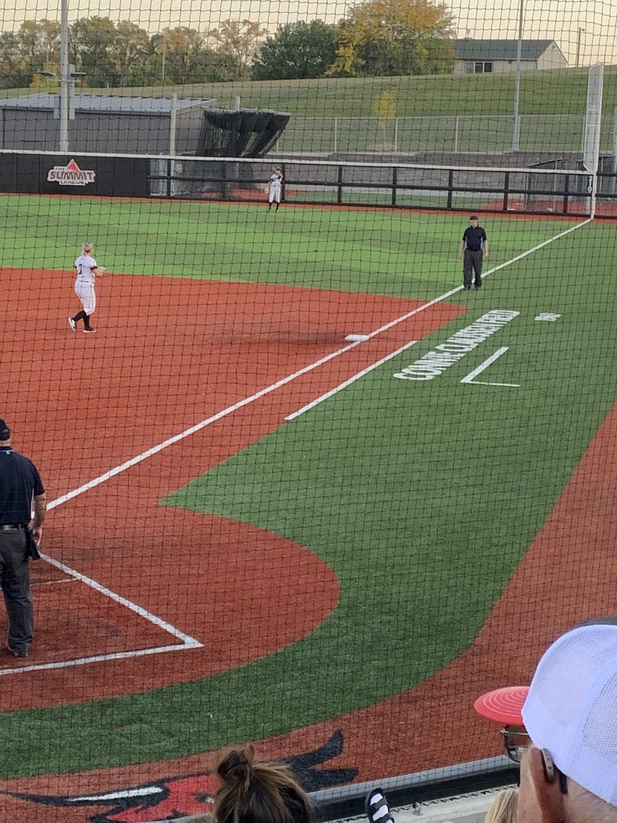 AntlerSoftball's tweet photo. Beautiful day yesterday getting to watch Antler Alumni @sydneynuismer &amp; @elladalton03 do their thing at the next level!  #studs #workeralwayswin https://t.co/NLfks1JmcV