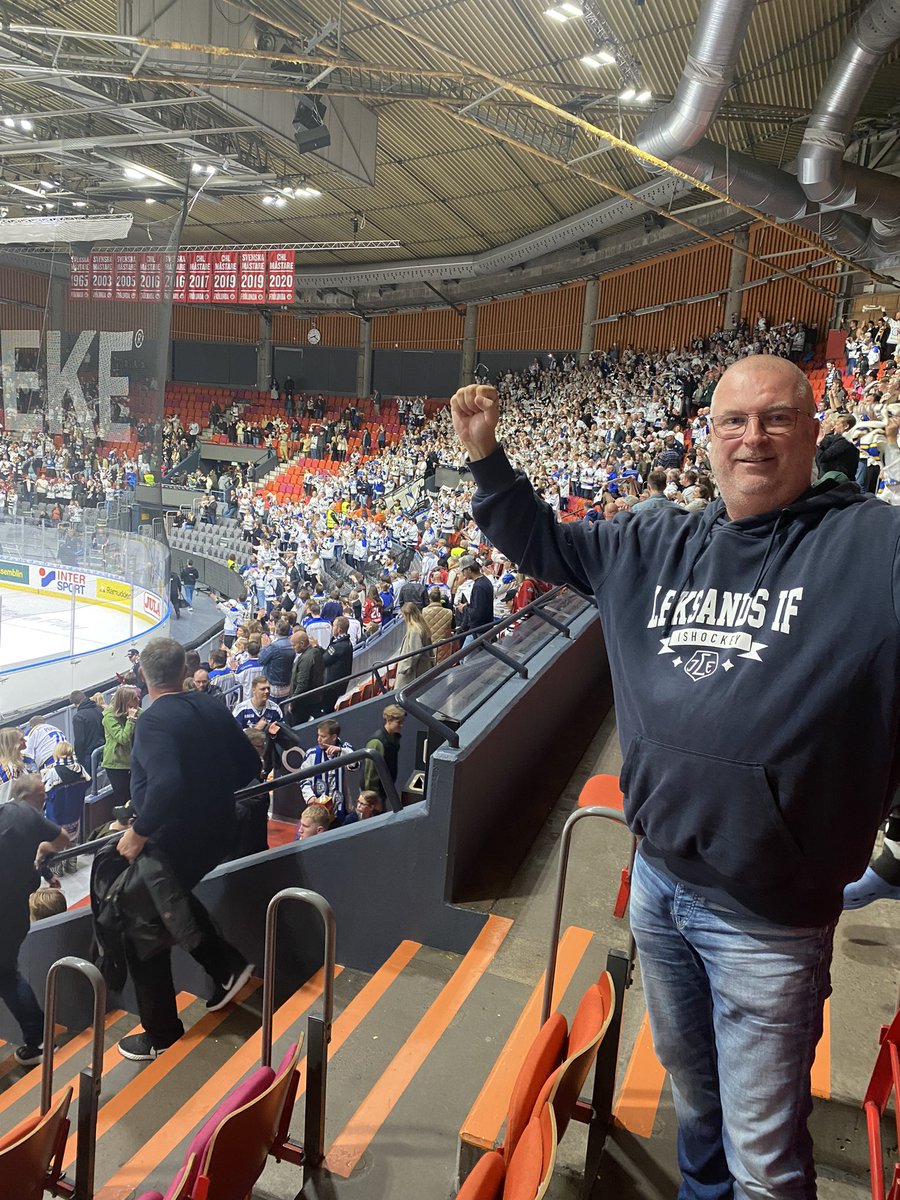 ChefenCarlsson's tweet photo. Här åker alla Masar så långt, så bjuder dom inte ens upp #leksandsif https://t.co/bp04DMExqE