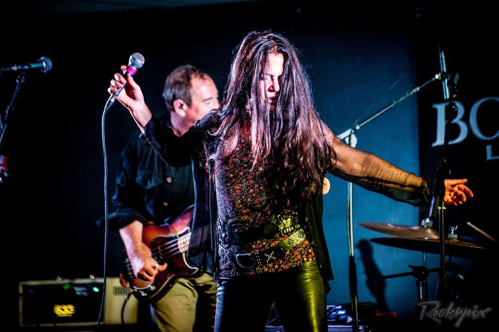 South London, you certainly gave us a memorable opening night! Thanks to all the fans who came out to see us at the fabulous Boom Boom Club!
📸 John Bull