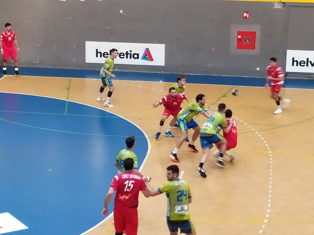 josete8877's tweet photo. 🔚 #DHPlataMas
@bmalcobendas 36
@BalonmanoZamora 24
✌️ + para los @javiersuarezal tras un fantástico encuentro 💪
🎩 @gonzavelasco 8
💥 @marionevado_ & Pereiro 5
👊 @CedenaMario 4
👏 @delarubia10 & Nevado 3
🤙 @Nacho_gimeno92 🎂 & Bruno & Castellano 2
👌 @joseguti22 & Lozano 1 https://t.co/sUg87fLx72