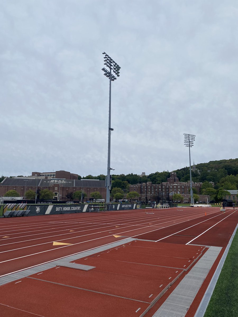 After a great first official visit, I’m so blessed and excited to earn my first offer from Army West Point‼️⚔️ Thank you so much <a href="/CoachSax34/">Vijay Saxena</a> for your time this weekend. 

<a href="/FWCD_Athletics/">FWCD Athletics</a> <a href="/jncoolc/">Jared Connaughton, OLY</a> 
<a href="/FWFlyersTC/">Fort Worth Flyers</a> <a href="/GLane06/">Coach_G</a>