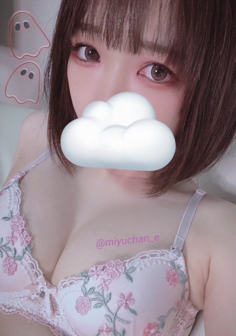 10月もよろしくね 💭🎃♡ https://t.co/FifOHjBE0D