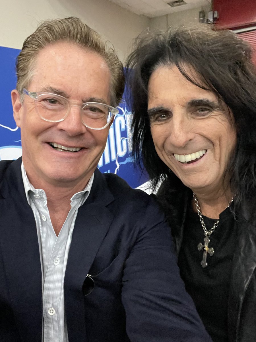 Kyle_MacLachlan tweet picture