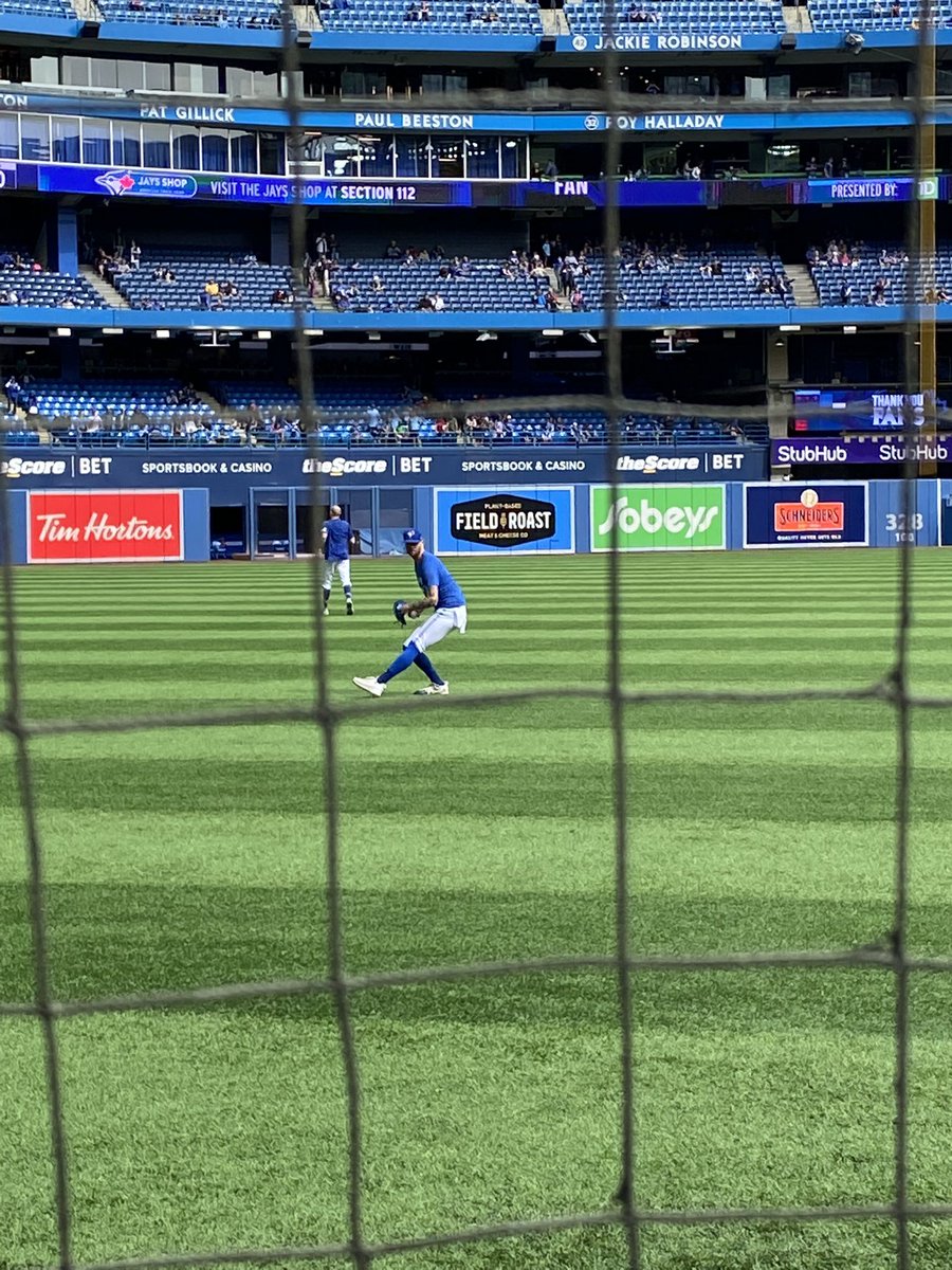 ameliahoyt's tweet photo. @A_Cimber #NextLevel @BlueJays https://t.co/BVxjxLy6Xn