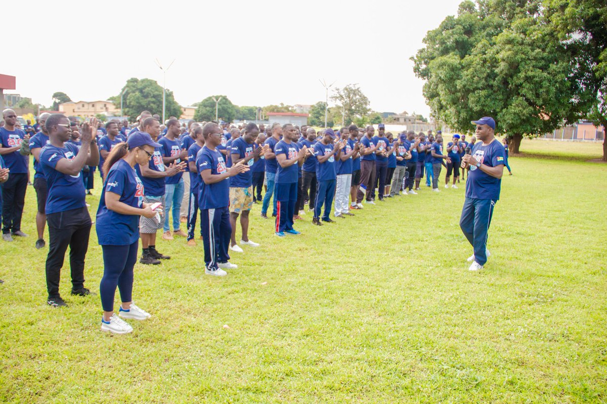 agl_togo's tweet photo. Le personnel du Groupe @bollore_togo s’est rassemblé le 29/09/2022, à la BlueZone de Cacaveli pour la 7ᵉ édition du Marathon Day.

Le Marathon Day est la marche solidaire qui rassemble chaque année au mois de septembre tous les collaborateurs du groupe à travers le monde.⬇️ https://t.co/pzbf34QCRA