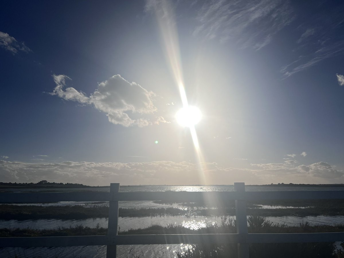 SarTanner's tweet photo. If you are going to get stuck in Mersea there are worse views https://t.co/6eLPtZsEcC