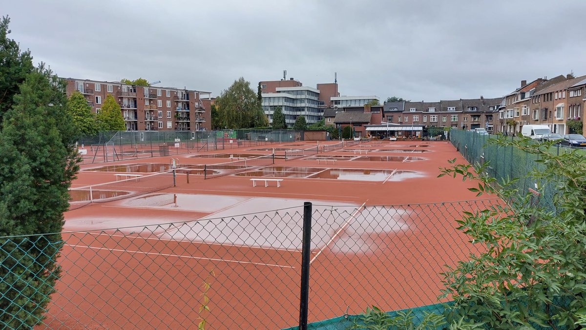 Nieko Punt tweet media