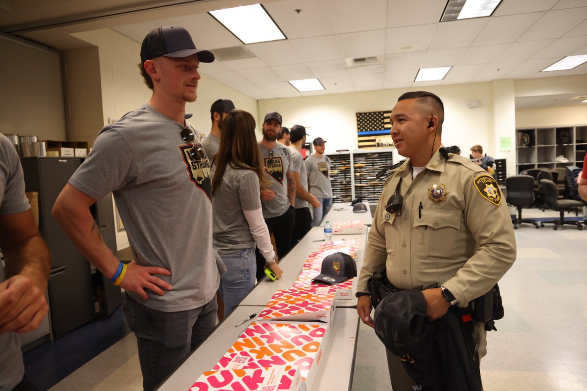 y - Vegas Golden Knights tweet media