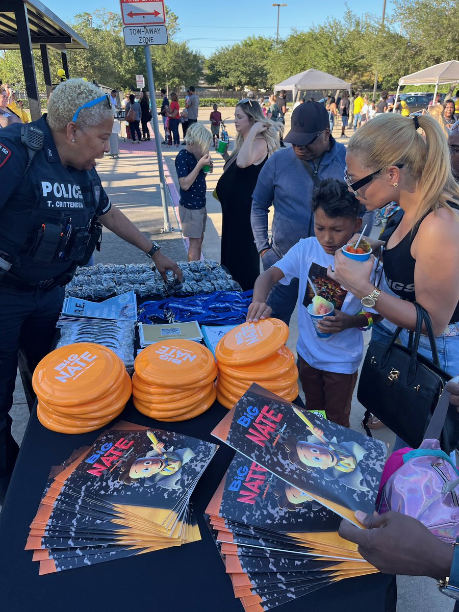 HISDPDCORE's tweet image. Fall Festival at RK Daily Elementary.@HISDPDChief @HoustonISD @HISDPolice @RayKDailyElem