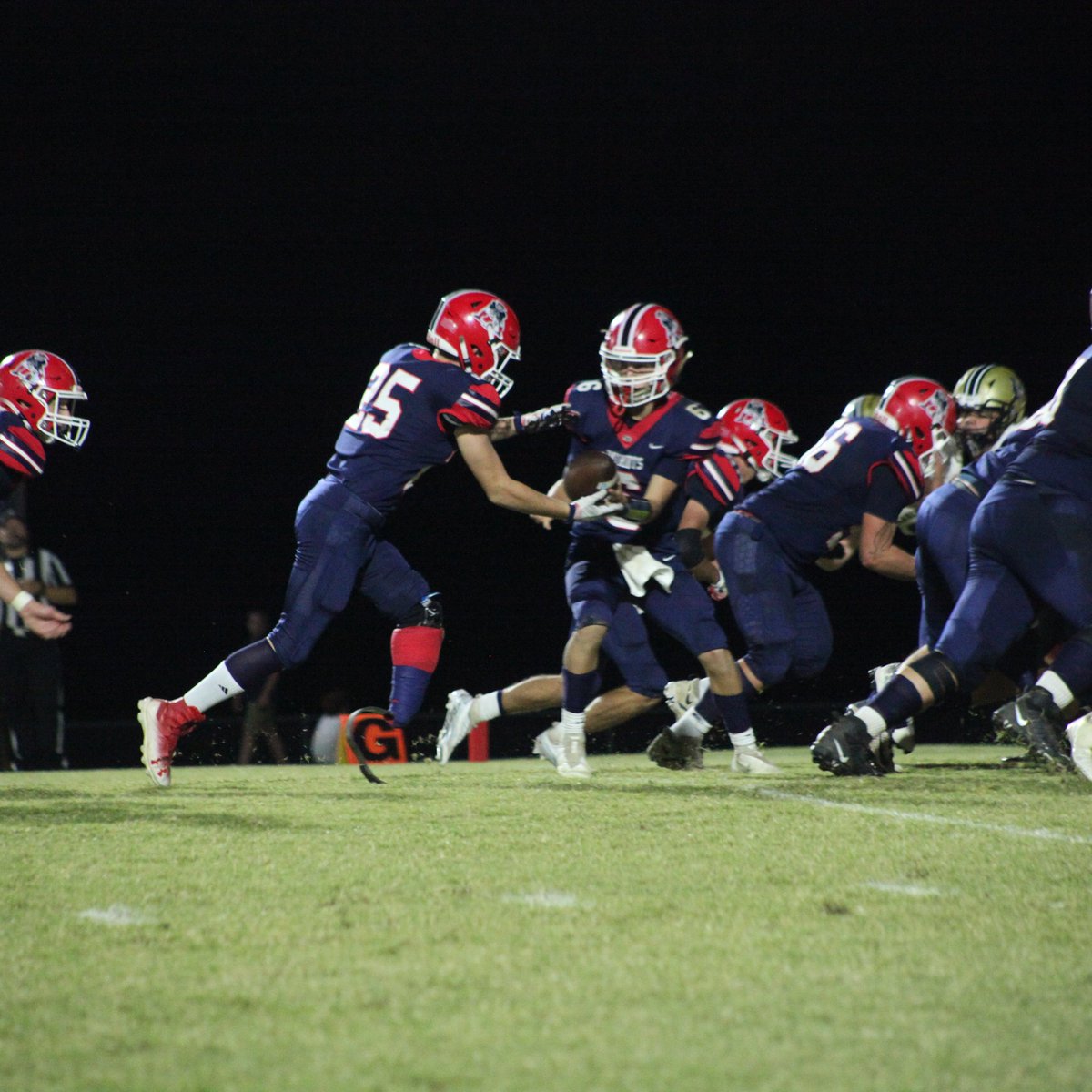 perfdelight's tweet photo. HH vs Washington game pics
https://t.co/9jY3g6jy40 https://t.co/fqnY41yJGD