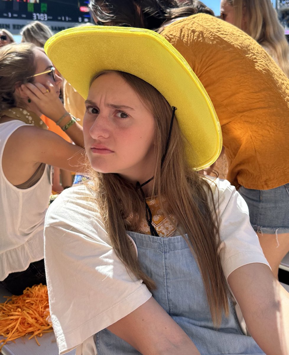 julia_patteson_'s tweet photo. #sicem https://t.co/AvI8N94Lhd