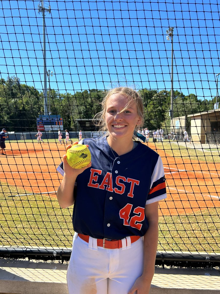 EFHS Softball tweet media