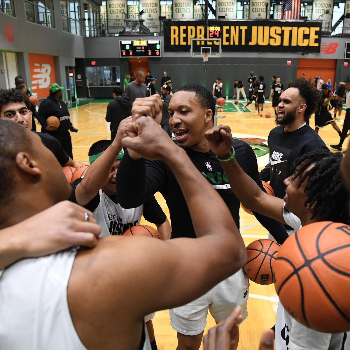 celtics's tweet photo. #PlayForJustice is a Represent Justice program, produced by @plusonesociety_.
The program creates a transformational experience that brings attention to the need for a fair legal system, dignity for system-impacted communities and an end to extreme sentencing. (2/2) https://t.co/CQ0o6vPZtv