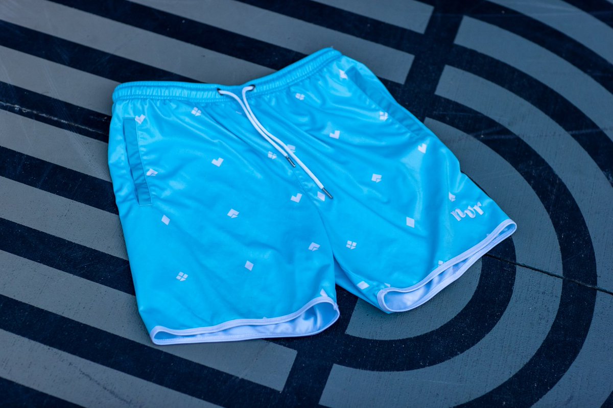 IAmJayJones's tweet photo. New Never Fold Pillar Shorts are NOW AVAILABLE. 🔥 https://t.co/WiRhQ4Maar 

Thank you for the continuous love and support. The #NeverFold family appreciates you! 🤞🏽🖤

♦️Can we worn on and off the court
♠️ Perfect for baggy tee attire combo
♥️ Two 🔥 colors 
♣️ Very limited https://t.co/zU26SoDKkl