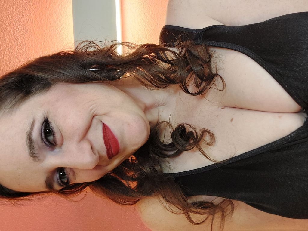 CreamClara's tweet photo. I'm online right now on SkyPrivate - pay-per-minute system for Skype live shows. Call me right now in private here: https://t.co/ybXZqltSnP

https://t.co/KeuCVcQiDM https://t.co/Rg0YPi1nNA