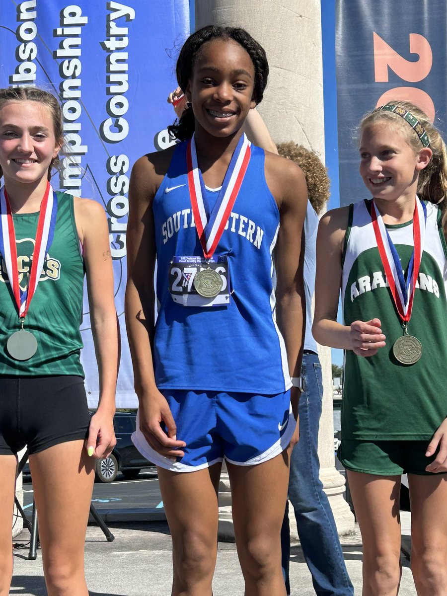 esgraham13's tweet photo. MS State Cross Country 
HIJH Girls @hijhathletics 

Anissa - 3rd
Maryn - 12th
Sarah - 17th

Girls team -3rd overall https://t.co/wjXAWlyVI0